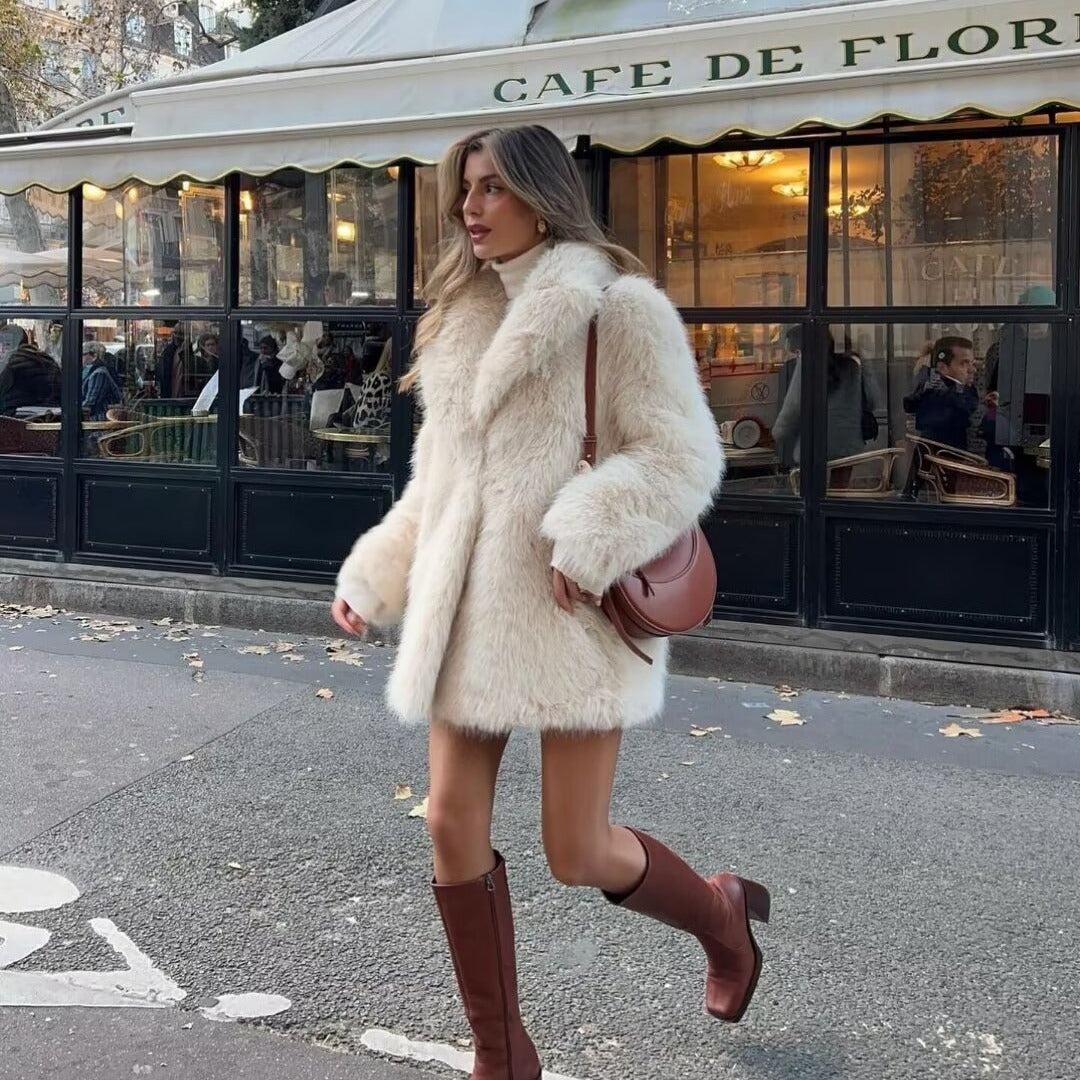 Soleia Élegance Manteau en Fourrure