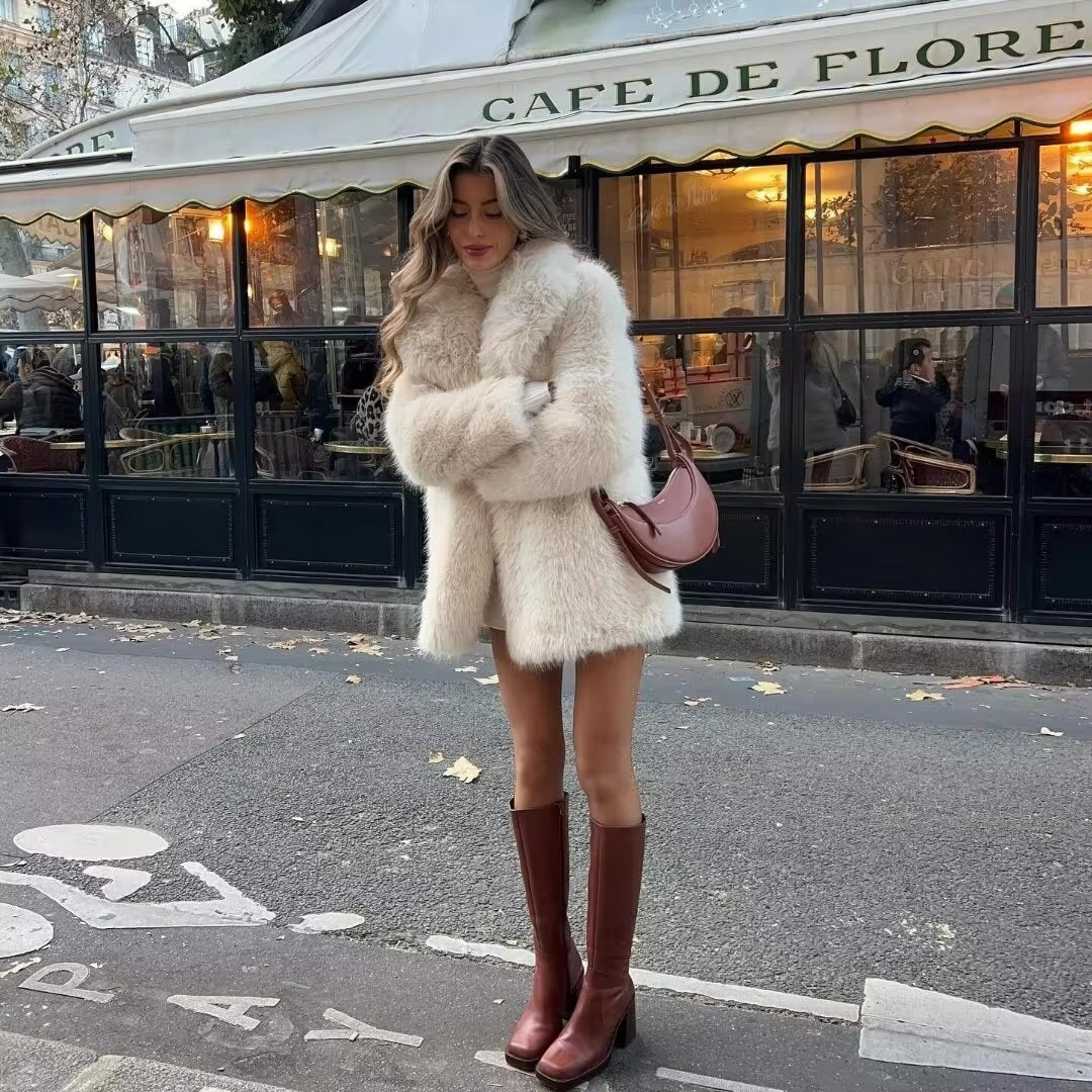 Soleia Élegance Manteau en Fourrure