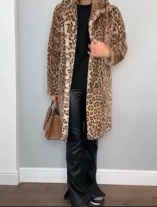 Léopard Savana : Manteau d’Hiver